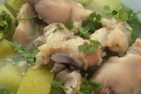 3 món ăn bài thuốc lợi sữa dễ làm, cực hiệu quả