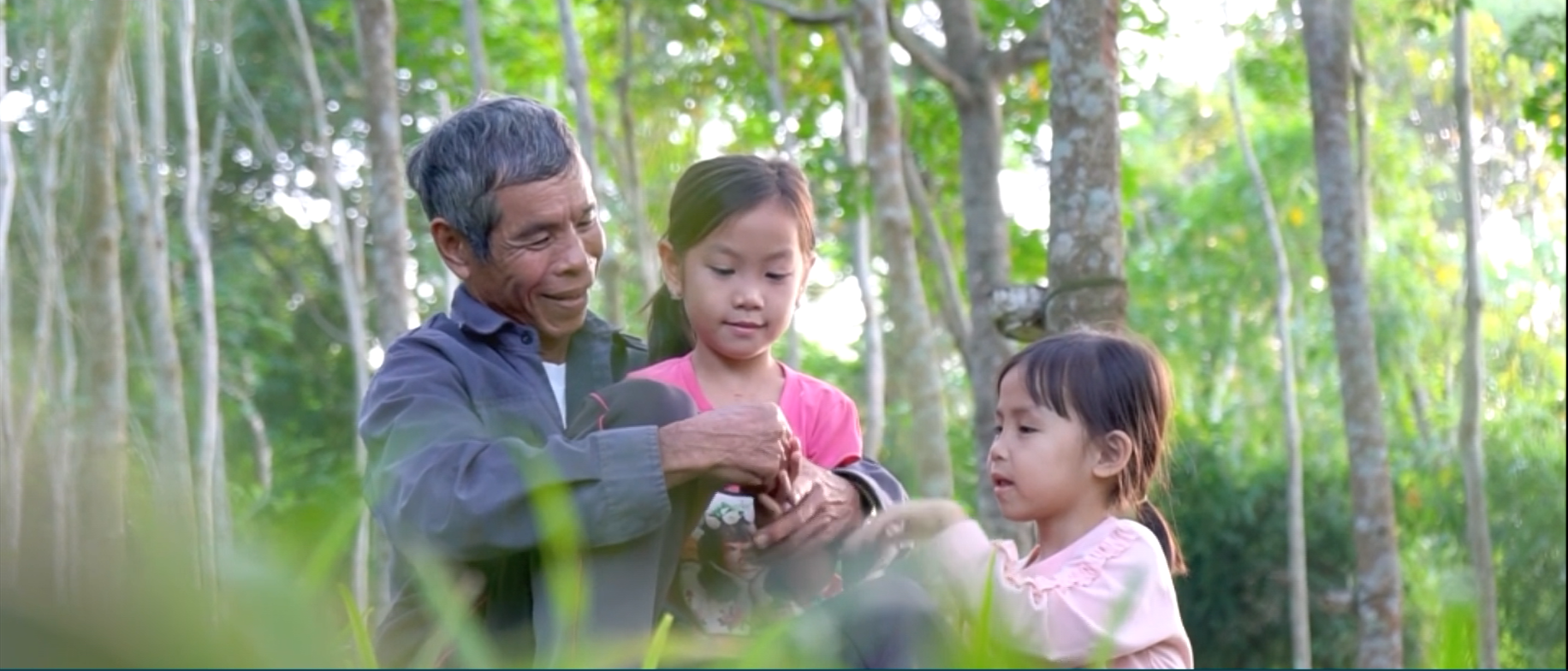 Vương Hoạt - Giải pháp tốt cho người bị vấn đề cột sống, đạt Cúp vàng “Sản phẩm vàng vì sức khỏe cộng đồng” - 4