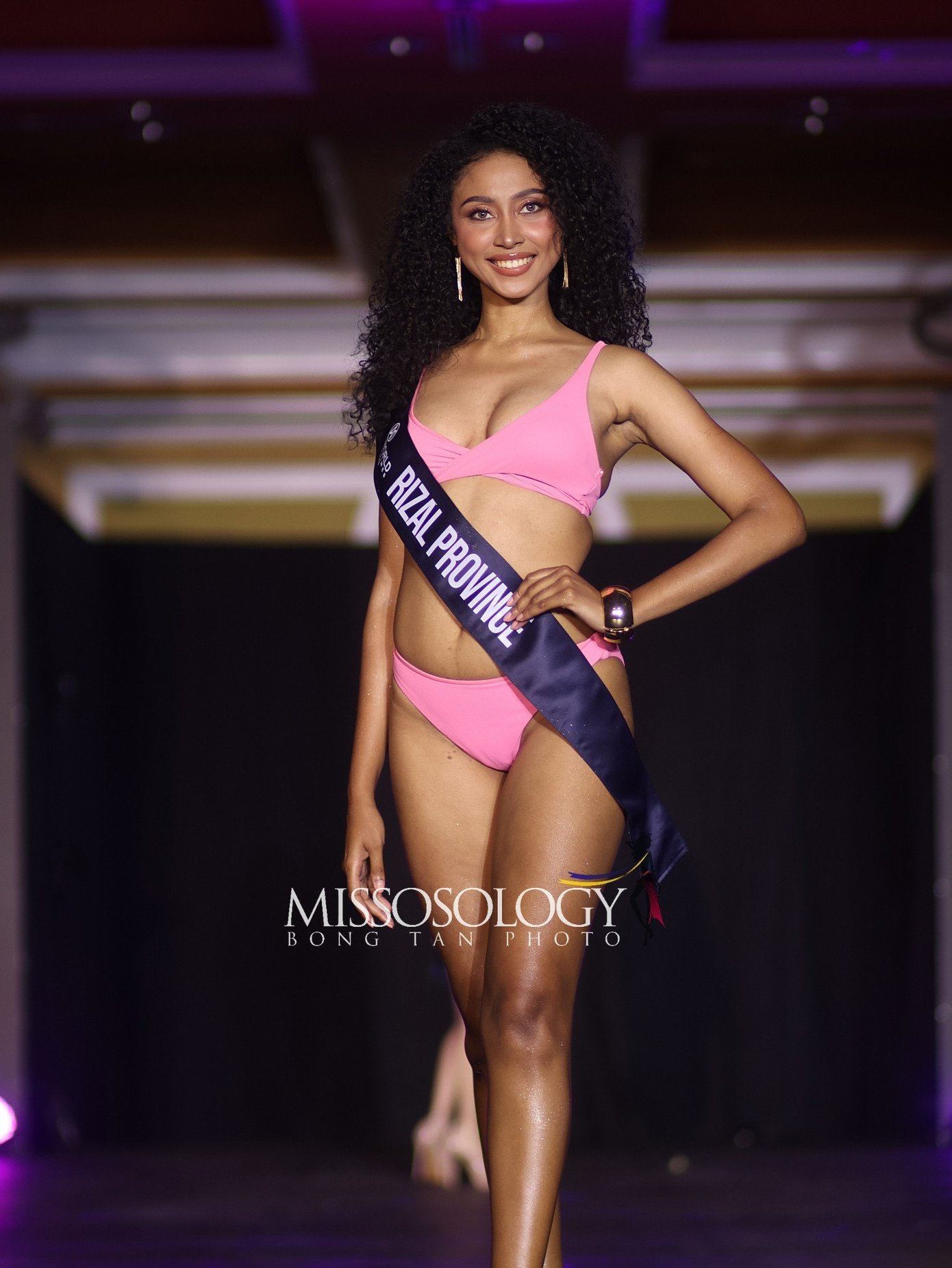 Philippines là sash mạnh tại Hoa hậu Thế giới. Lần gần nhất Philippines đăng quang Miss World vào năm 2013 với thành tích của người đẹp Megan Young. Năm 2025, đại diện Philippines ở Hoa hậu Thế giới là người đẹp Krishnah Gravidez. Cô đã lọt vào top vào top 8 chung cuộc.