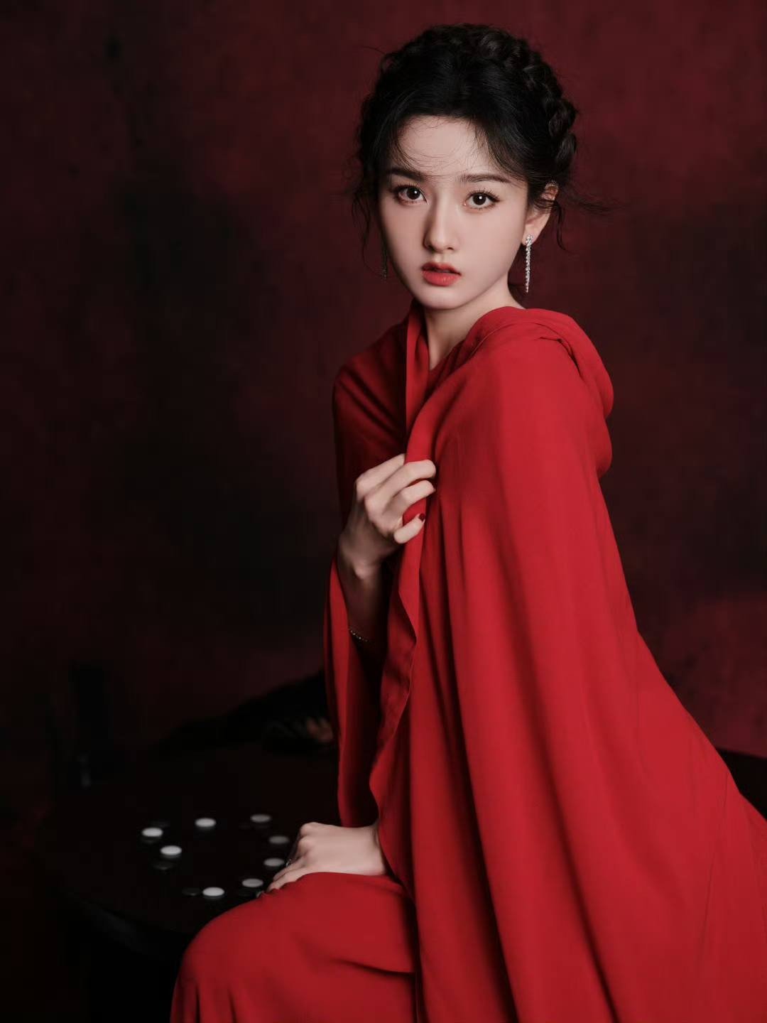 Tống Tổ Nhi khiến khán giả ngỡ ngàng, còn đâu mỹ nữ cổ trang gây thương nhớ - 1