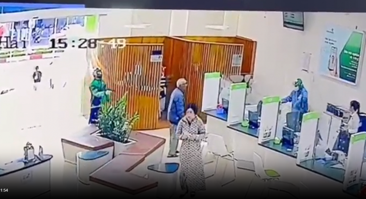 Hình ảnh vụ việc (Cắt từ Clip)