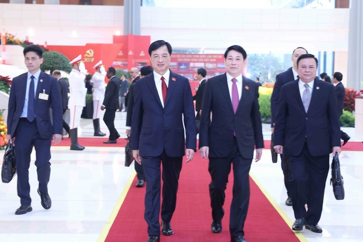 Chủ tịch nước Lương Cường và Bí thư thành ủy Hà Nội Nguyễn Duy Ngọc dự Đại hội. Ảnh: TTXVN