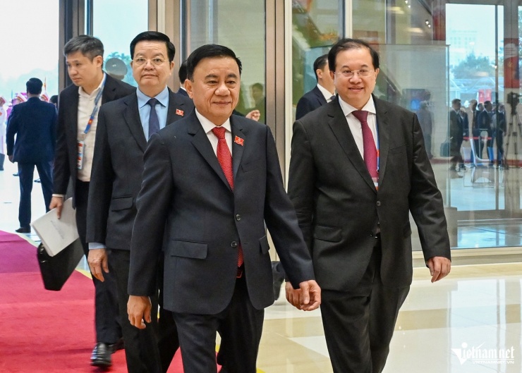 Thường trực Ban Bí thư Trần Cẩm Tú và các đại biểu tới dự Đại hội. Ảnh: Phạm Hải