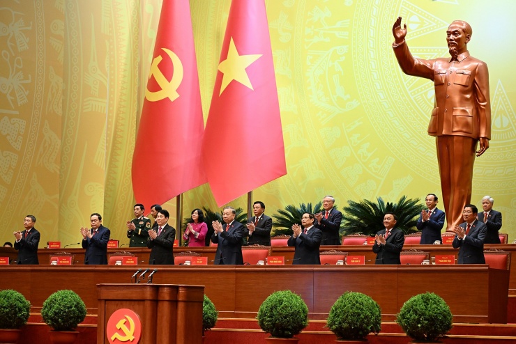 Các Uỷ viên Bộ Chính trị trong đoàn Chủ tịch đại hội