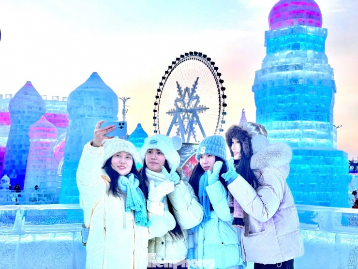 Công nghệ AI gây sốt lễ hội băng tuyết Cáp Nhĩ Tân - 11