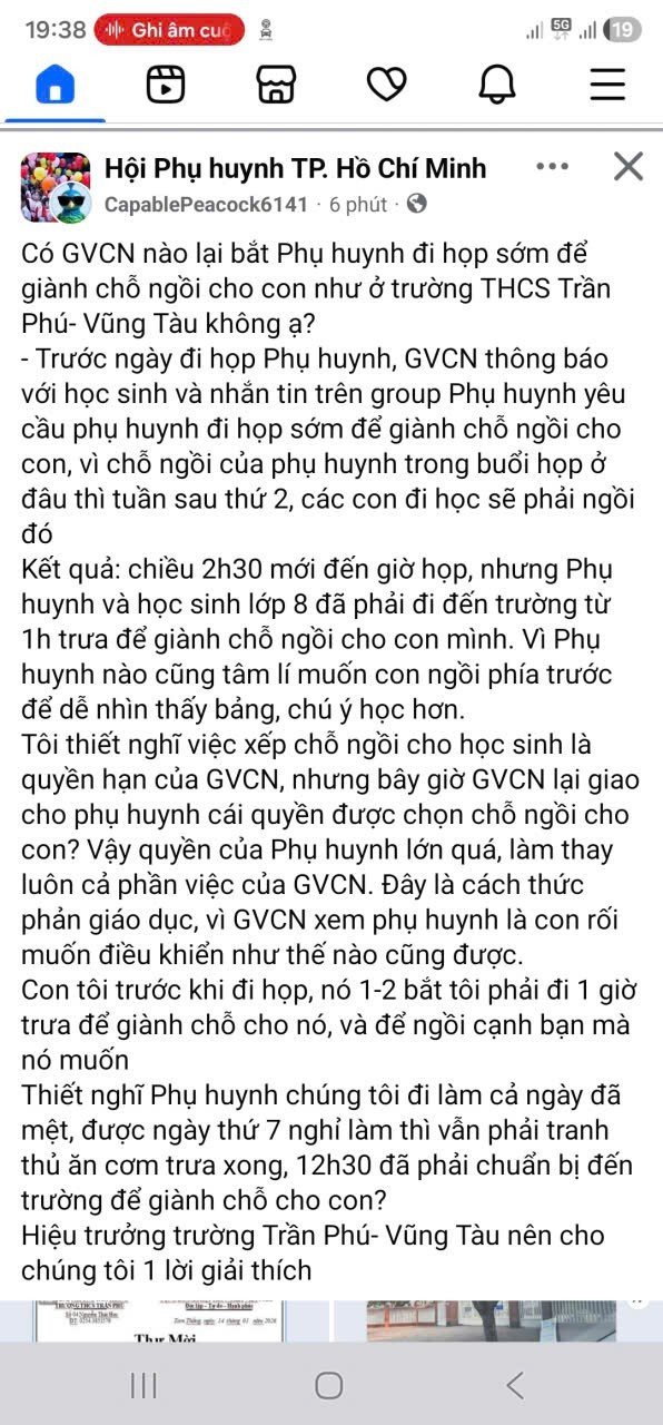 Thông tin các phụ huynh lớp 8/11 Trường THCS Trần Phú chia sẻ trên một diễn đàn