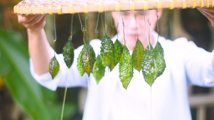 Món mứt thành phẩm có hình dáng như những con sứa biển. Ảnh: NVCC.