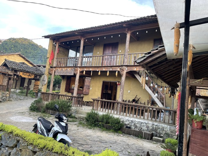 Ngôi nhà cũ trước khi chủ nhà phá dỡ. Ảnh: NVCC