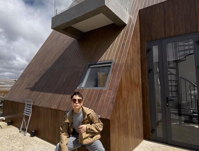 90% căn biệt thự là bằng gỗ.