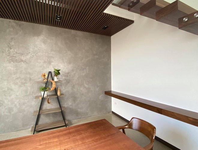 Tóc Tiên và ông xã không bài trí nhiều đồ vật trong biệt thự.