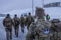 Đan Mạch đưa thêm quân tới Greenland