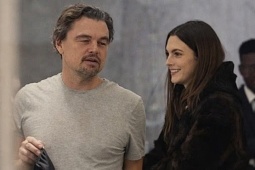 Leonardo DiCaprio được bồ trẻ tư vấn thời trang khi đi shopping