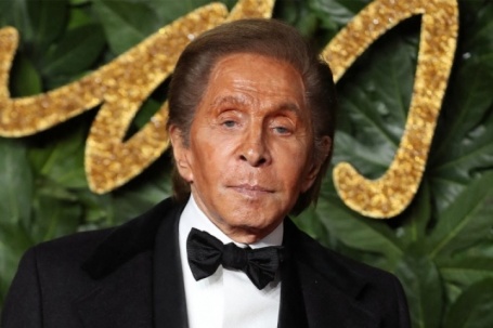 'Cây đại thụ làng mốt' Valentino qua đời