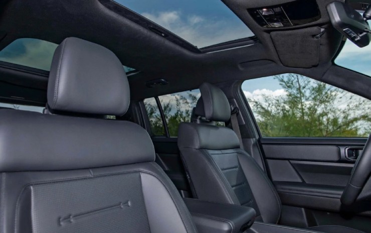 So kè Hyundai SantaFe và Mazda CX-8: SUV nào trội hơn? - 9