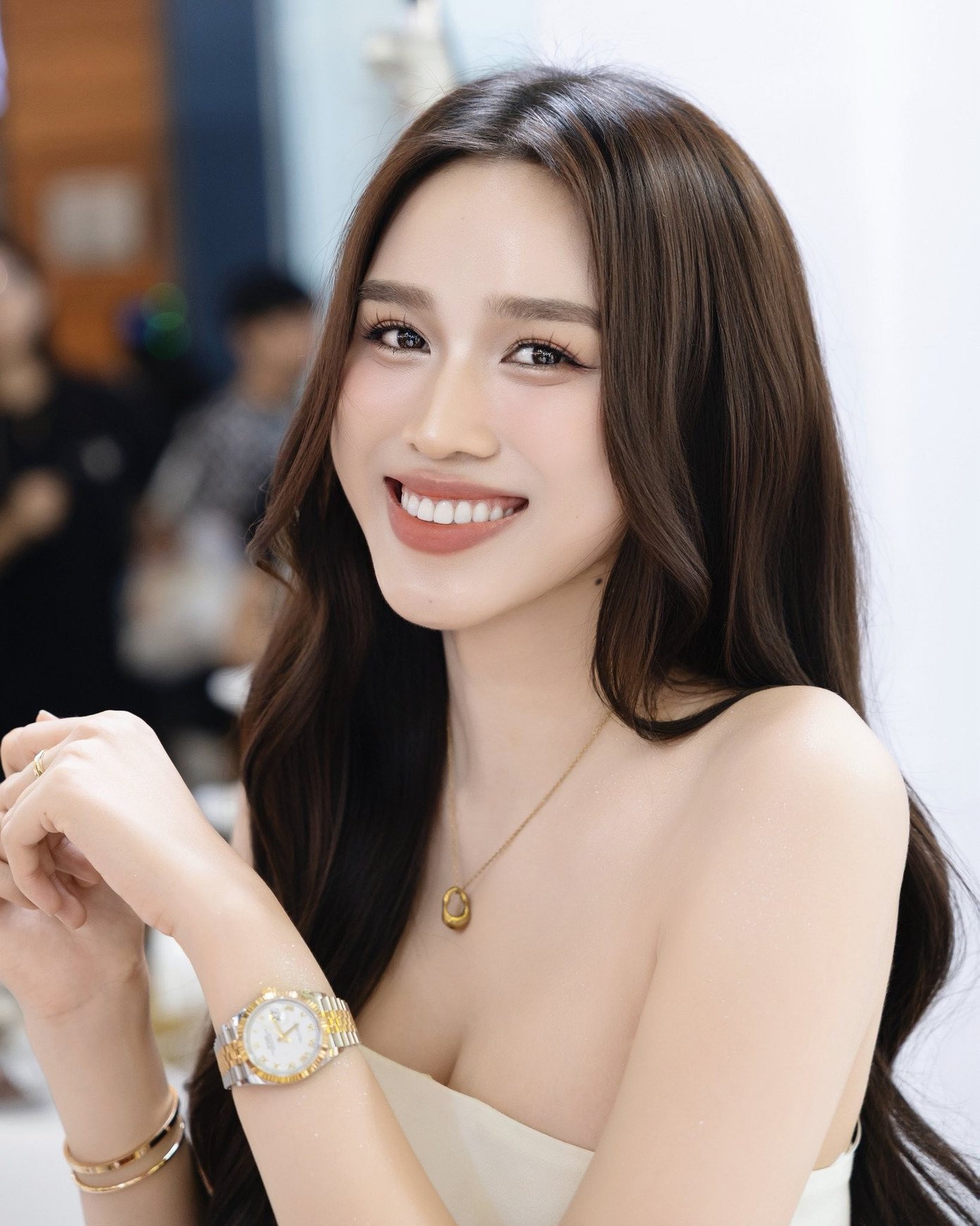 Nàng hậu tiết lộ đã bị ngã khi tham gia một show truyền hình