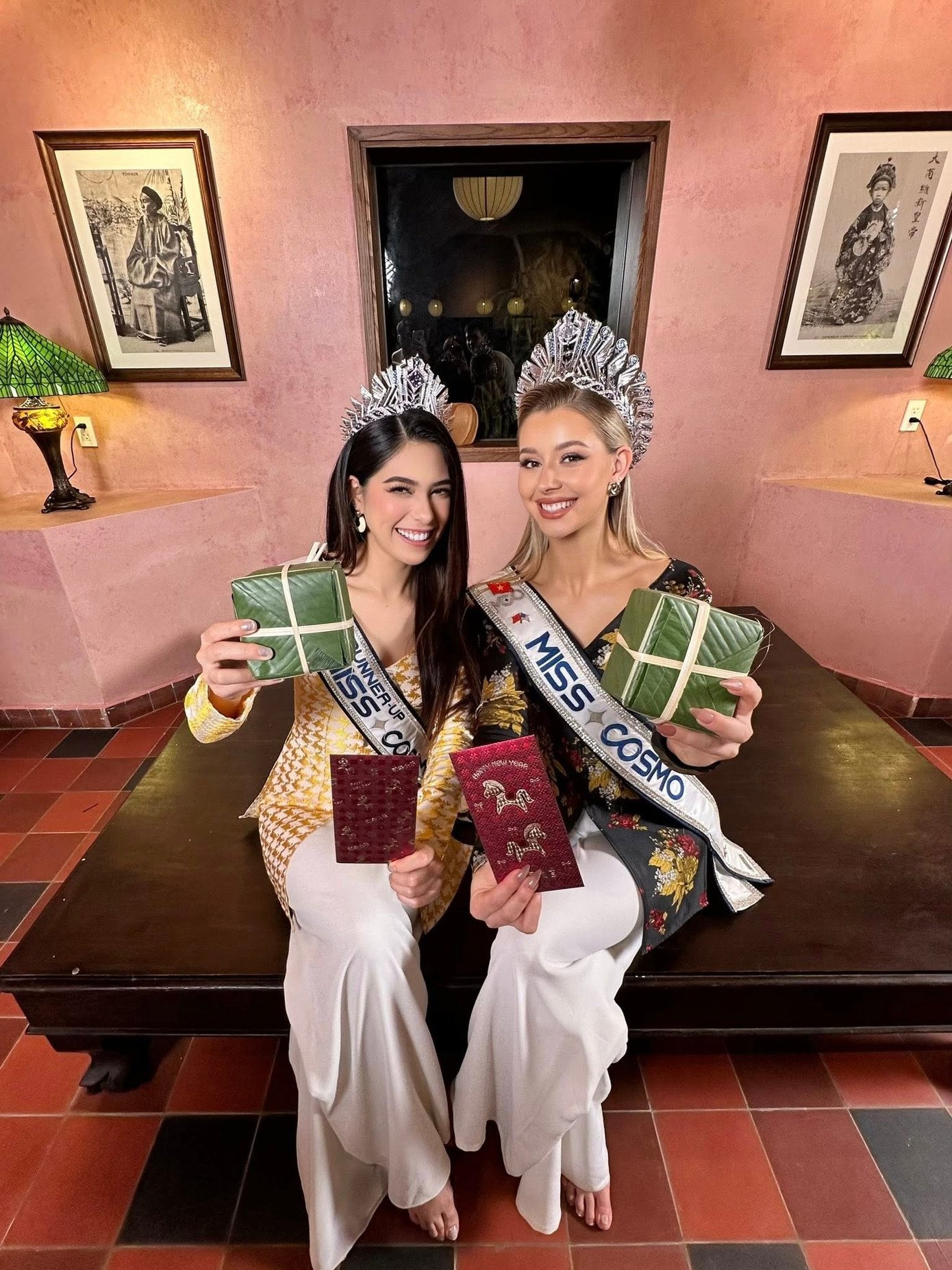 Top 2 Miss Cosmo 2025 "chuẩn dâu Việt": Mặc áo bà ba, tập gói bánh chưng - 3