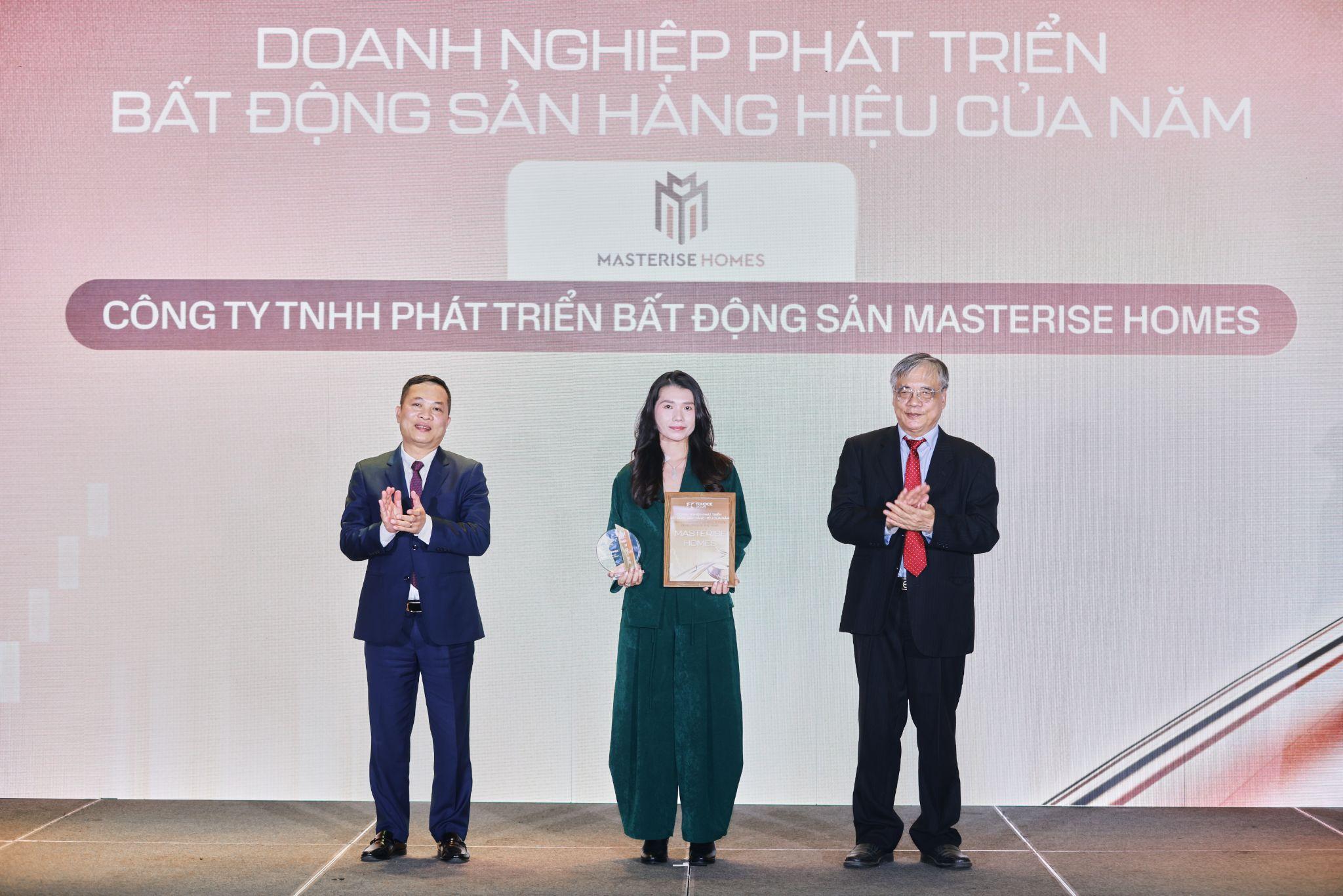 Masterise Homes vừa được vinh danh “Doanh nghiệp phát triển bất động sản hàng hiệu của năm” tại FChoice Awards 2025.