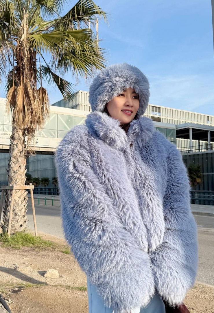 Ảnh sao 21/1: Hương Giang, Lan Khuê đọ vẻ quyến rũ - 10