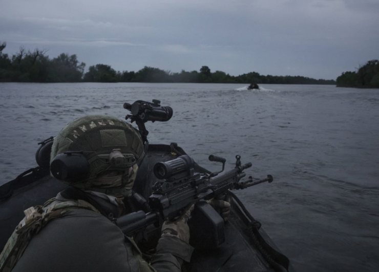 Sông Dnipro - mặt trận tác chiến đặc biệt nguy hiểm trong xung đột Nga-Ukraine - 1