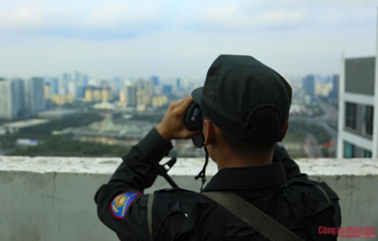 Tại đây&nbsp;các tổ công tác Cảnh sát đặc nhiệm triển khai túc trực 24/24h.