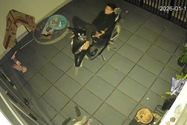 Clip: Anh chồng định làm bất ngờ cho vợ, ai ngờ cái kết khiến dân mạng cười xỉu