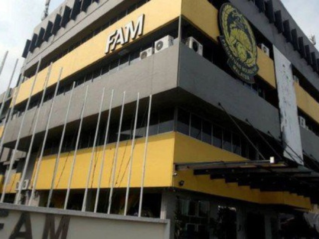 Ban chấp hành FAM thống nhất “rút lui chiến lược”, tránh án phạt FIFA