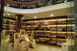 Văn hóa thưởng thức rượu vang trong đời sống đô thị hiện đại