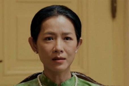 Tiết lộ về hoa hậu ảnh là 'nữ hoàng quảng cáo' được săn lùng từ phim 'Mưa đỏ'