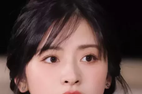 Nữ diễn viên bị đuổi khỏi dự án