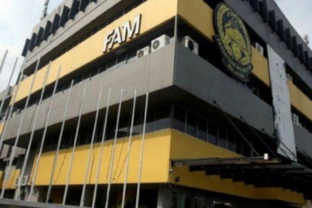 Ban chấp hành FAM thống nhất “rút lui chiến lược”, tránh án phạt FIFA