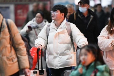 Giám đốc hủy đơn hàng để nhân viên nghỉ Tết 35 ngày