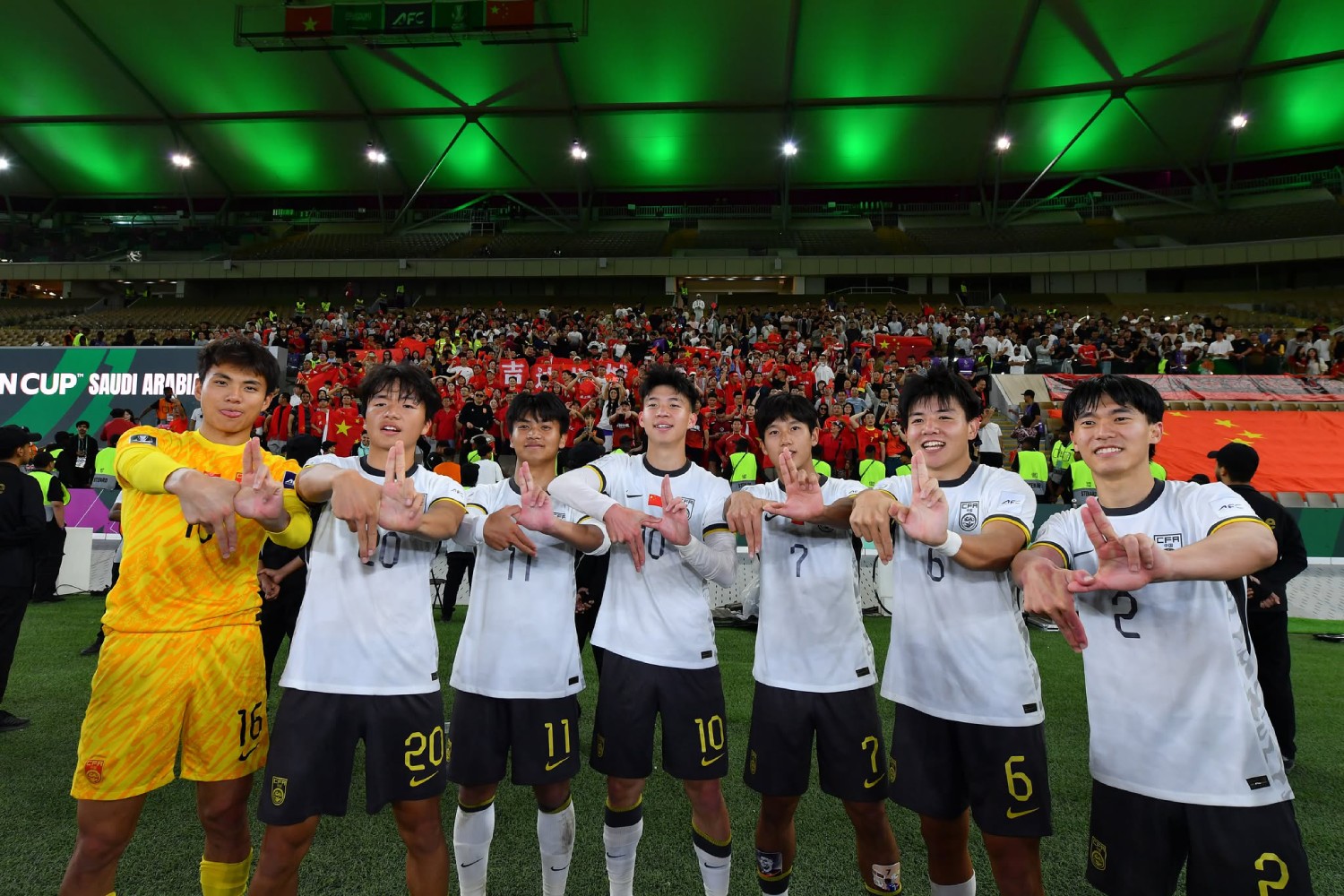 Sau nhiều năm gây thất vọng, bóng đá cấp độ đội tuyển của Trung Quốc được dịp "nở mày nở mặt" ở giải đấu diễn ra trên đất Saudi Arabia