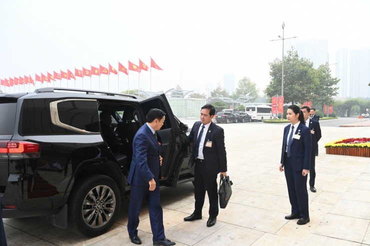 Những ‘bông hồng thép’ thầm lặng bảo vệ Đại hội XIV của Đảng - 2