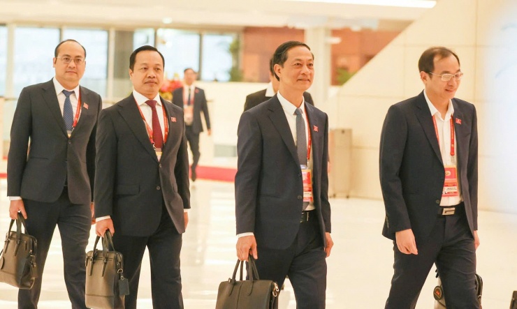 Lãnh đạo tỉnh Điện Biên dự Đại hội