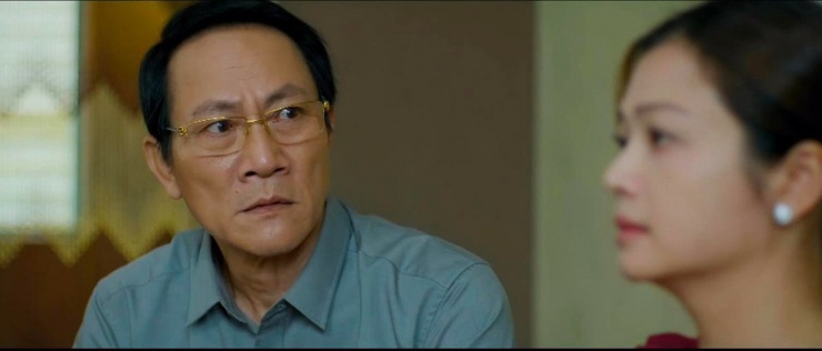 Gia đình trái dấu đi vào lối mòn kịch bản phim Việt khiến diễn biến về sau rối rắm.