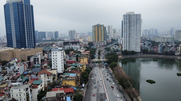 Khu đất số 11-13 Nguyễn Chí Thanh có view ra hồ Ngọc Khánh.