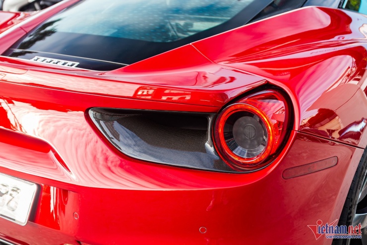 Siêu xe Ferrari 488 từng tai nạn nát đầu của đại gia Hà Nội ‘hồi sinh’ sau 4 năm - 12