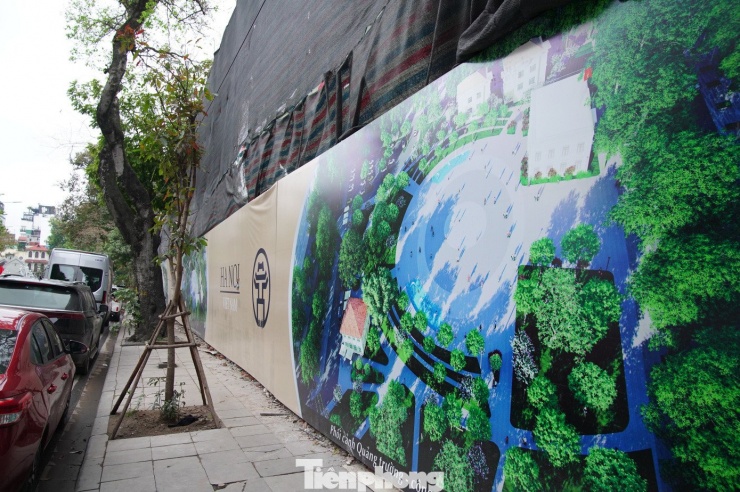 UBND phường Hoàn Kiếm cho biết hiện 17/17 tổ chức, 42/43 hộ dân đồng thuận với phương án bồi thường hỗ trợ tái định cư.