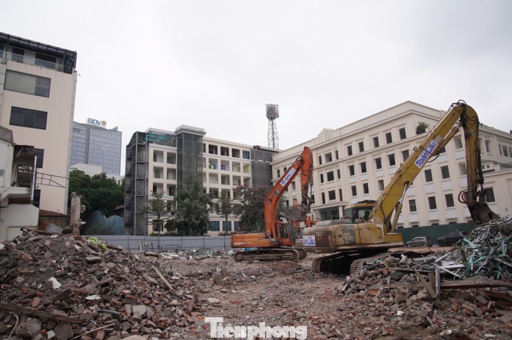 1 hộ dân đang xin được tái định cư, UBND phường đã có văn bản báo cáo UBND Thành phố Hà Nội