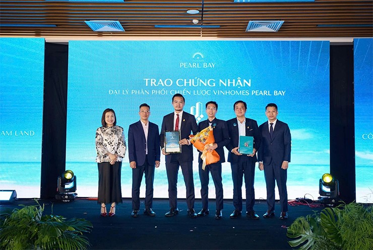 Vietnam Land khẳng định vị thế phân phối chiến lược F1 Vinhomes Pearl Bay Nha Trang