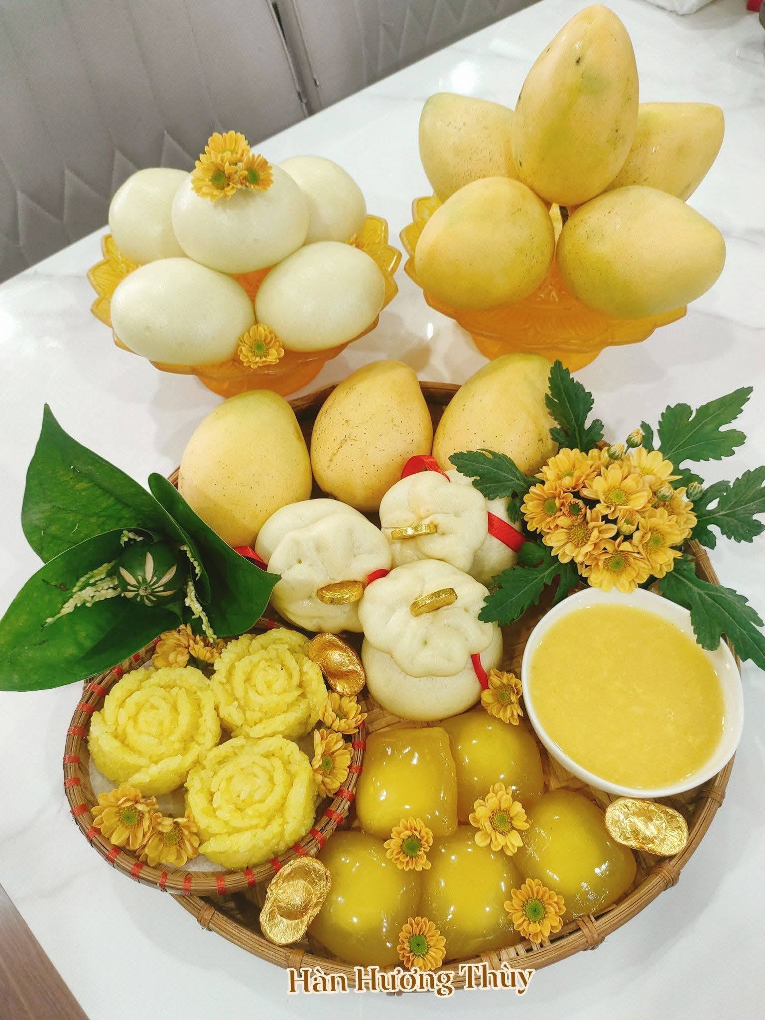 Mâm lễ chay chị Thùy làm cho ngày mùng 1 và ngày rằm tháng 11.