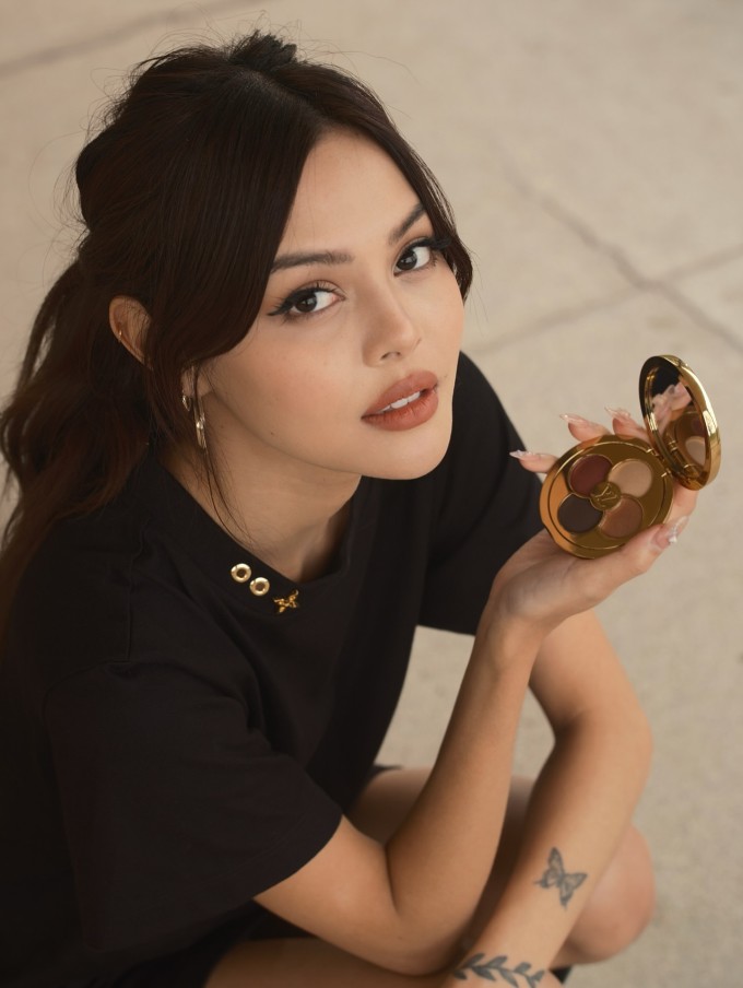 Hot girl môi tều Lily Maymac nổi tiếng 10 năm trước giờ ra sao? - 6