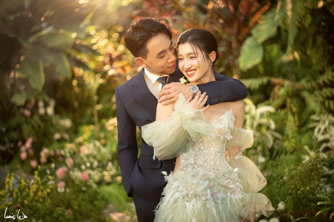 Ảnh cưới của Phương Nhi và thiếu gia Minh Hoàng.