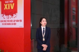 Những ‘bông hồng thép’ thầm lặng bảo vệ Đại hội XIV của Đảng