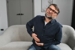 Những thói quen âm thầm khiến gan quá tải mà nhiều người không hay biết