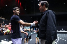 Nóng nhất thể thao trưa 22/1: Alcaraz hết lời khen Federer đánh golf giỏi hơn mình