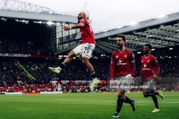 MU không còn là “cỗ máy kiếm tiền” số một của bóng đá thế giới, đội nào dẫn đầu?