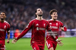 Liverpool đại thắng Marseille: Szoboszlai che mờ Greenwood, vé thẳng trong tầm tay