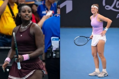 Người đẹp "vén váy" chơi tennis, bị trừ điểm vì ăn mừng sớm ở Australian Open