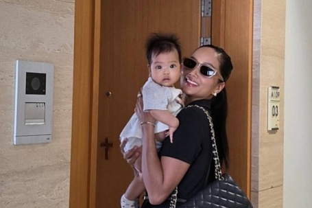 Cuộc sống bỉm sữa của hoa hậu H'Hen Niê